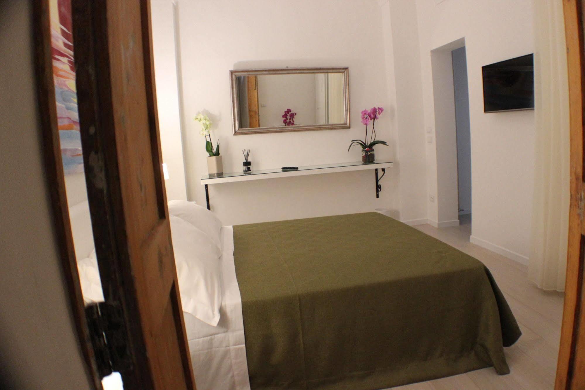 La Finestra Sul Convitto Bed & Breakfast Lecce
